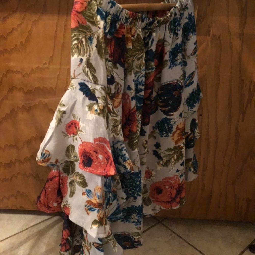 She & Sky over the shoulder floral top